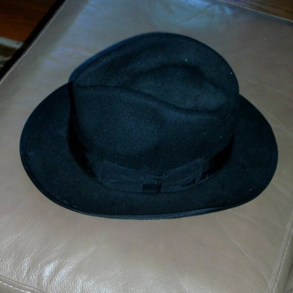 SCALA Classico New Yorker Black 100% Wool Felt Teardrop Fedora Hat Handmade - Picture 1 of 3